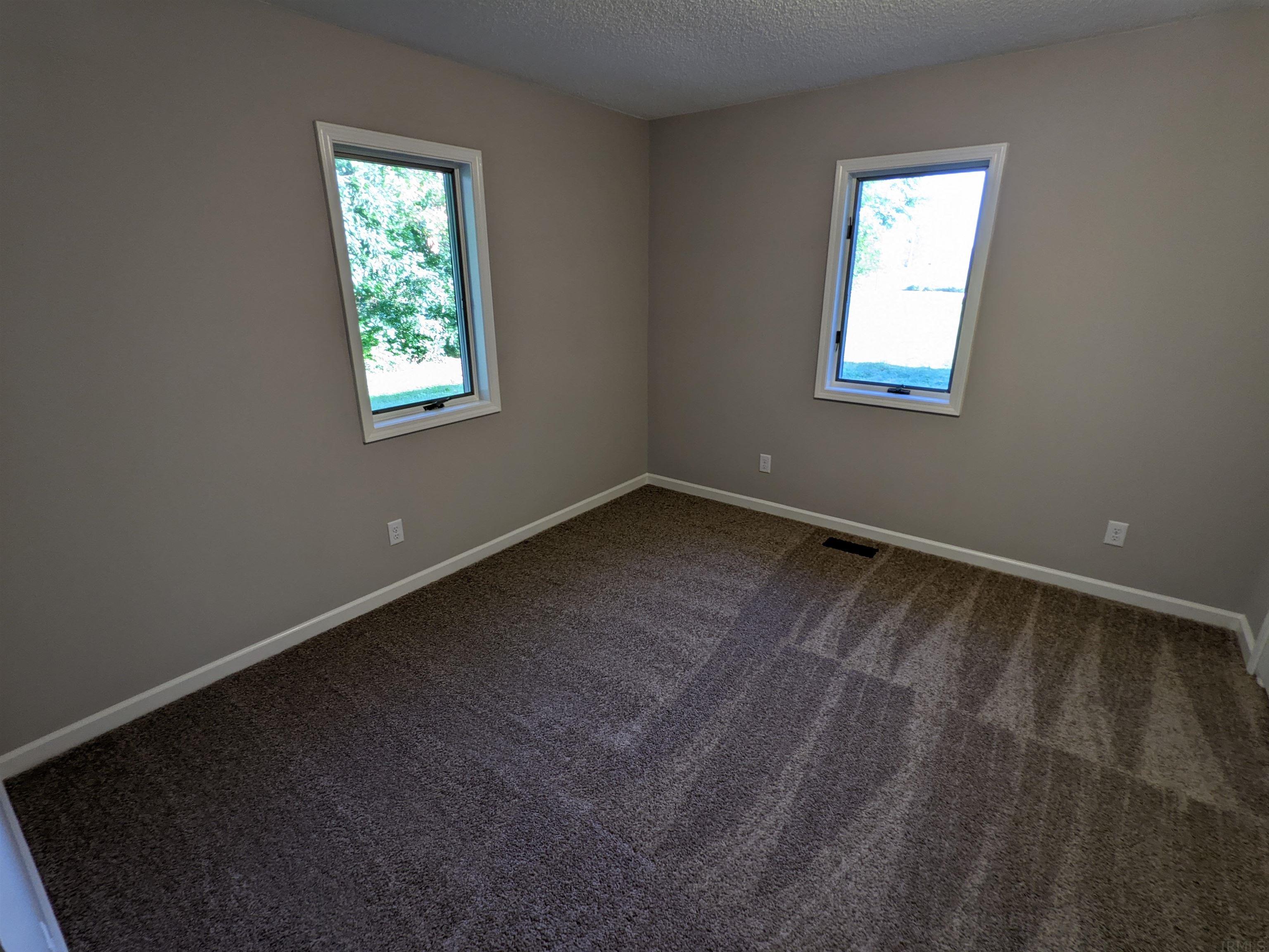 11207 West Washington Center Road Fort Wayne, IN 46818 - Photo 15 of 26 Gallery Image 15