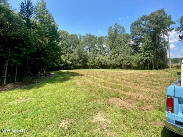 $220,000 | Adams Road, Smithdale, MS 39664