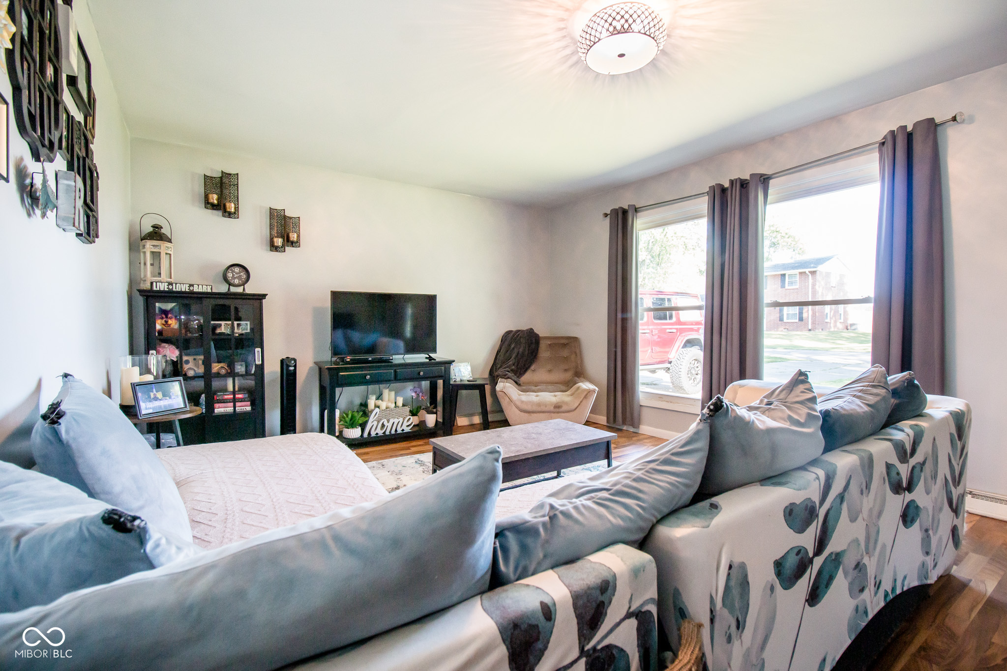 2063 West Highland Lane Columbus, IN 47201 - Photo 5 of 23