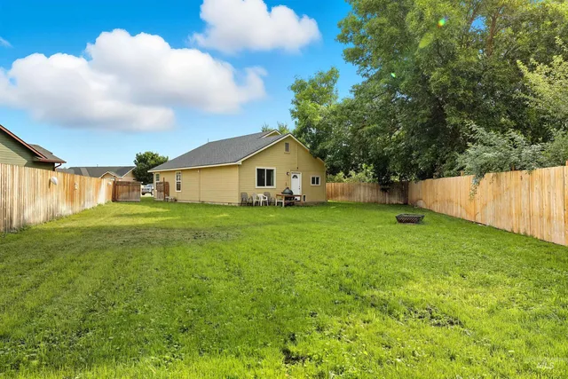 $339,477 | 1067 West Butterfield Street, Weiser, ID 83672