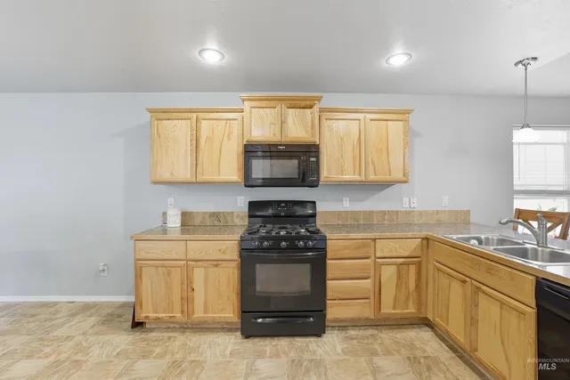 $339,477 | 1067 West Butterfield Street, Weiser, ID 83672