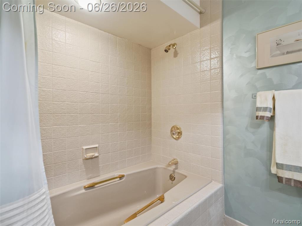 4751 Rolling Ridge Road West Bloomfield, MI 48323 - Photo 39 of 50
