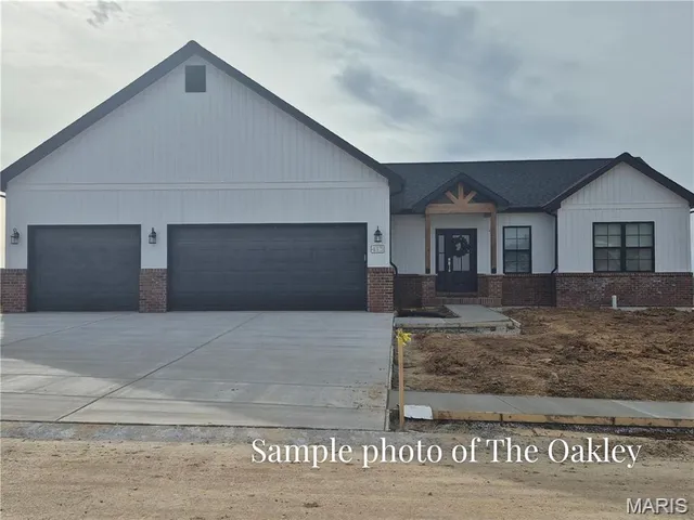 $429,640 | 334 Jenny Court, Waterloo, IL 62298