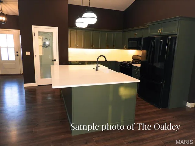 $429,640 | 334 Jenny Court, Waterloo, IL 62298