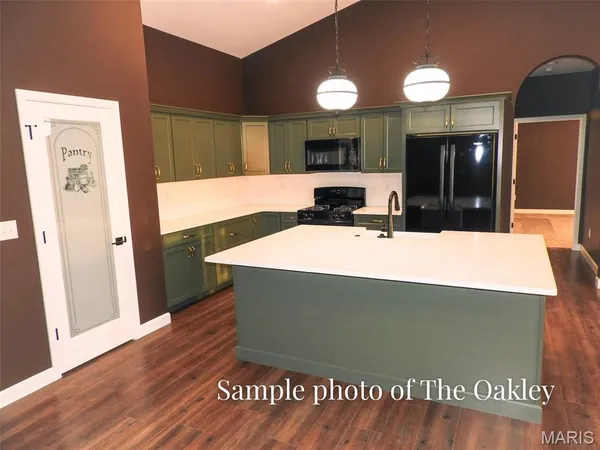 $429,640 | 334 Jenny Court, Waterloo, IL 62298