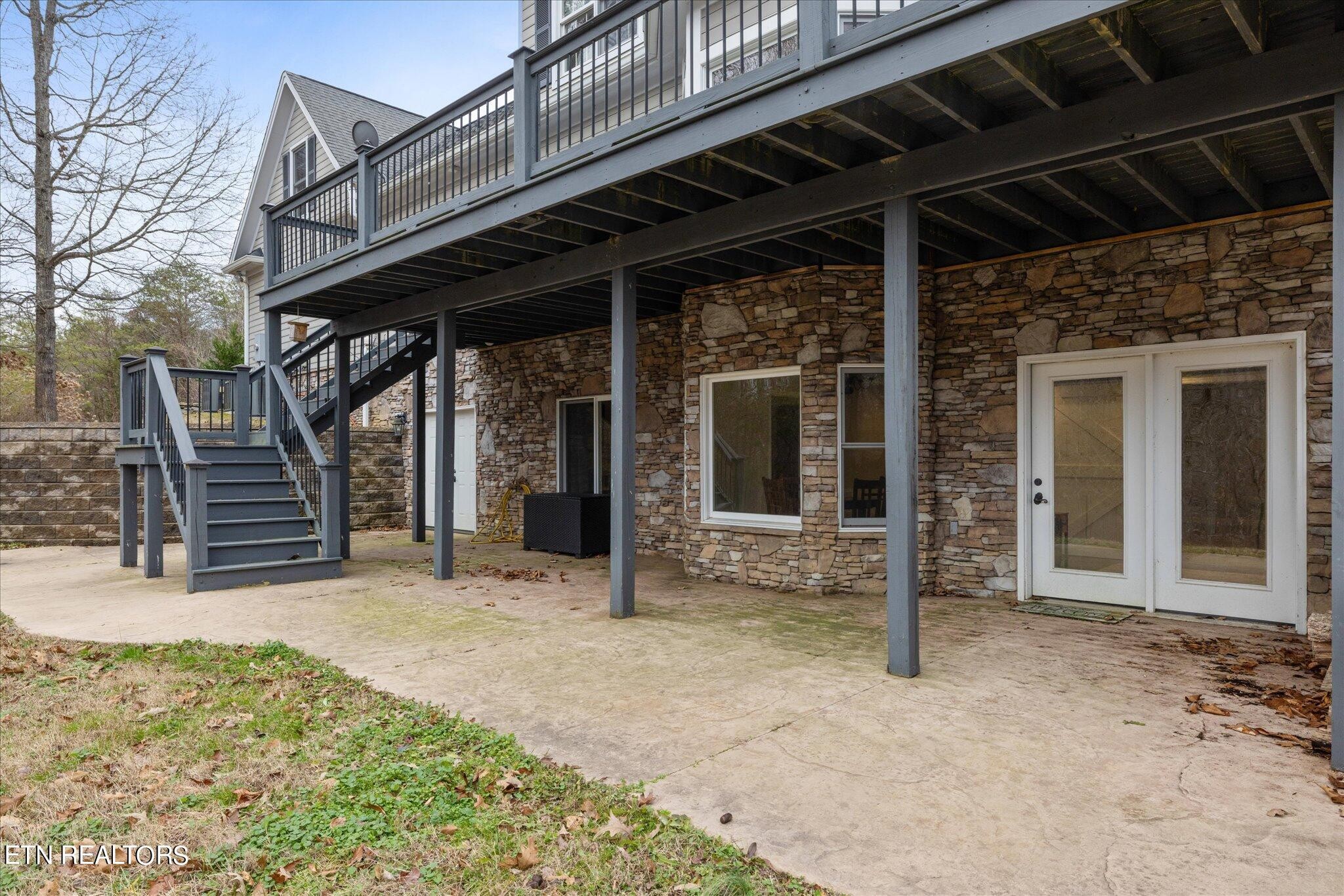 9245 Arlington Ridge Way Powell, TN 37849 - Photo 30 of 36 a view of a house with a porch