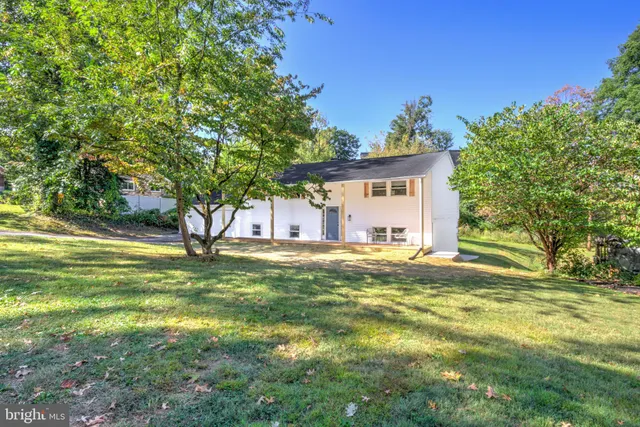 $424,900 | 180 Reeser Road, Camp Hill, PA 17011