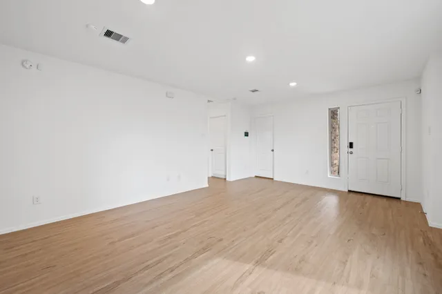 $1,850 | 18950 Panzini Drive, New Caney, TX 77357