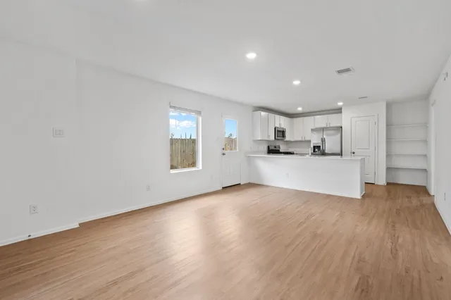 $1,850 | 18950 Panzini Drive, New Caney, TX 77357