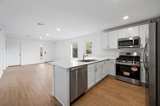 $1,850 | 18950 Panzini Drive, New Caney, TX 77357