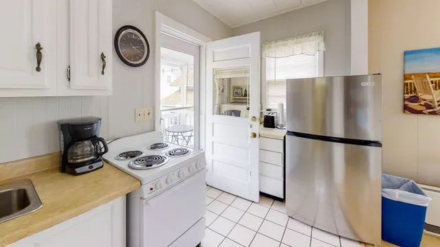 $1,225,000 | 40 East Grand Avenue, Old Orchard Beach, ME 04064