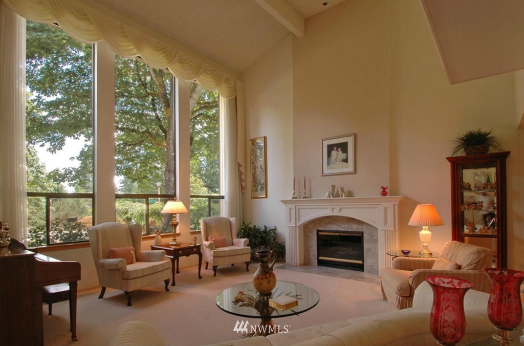 15410 Southeast 167th Place Renton, WA 98058 - Photo 3 of 21 Gallery Image 3