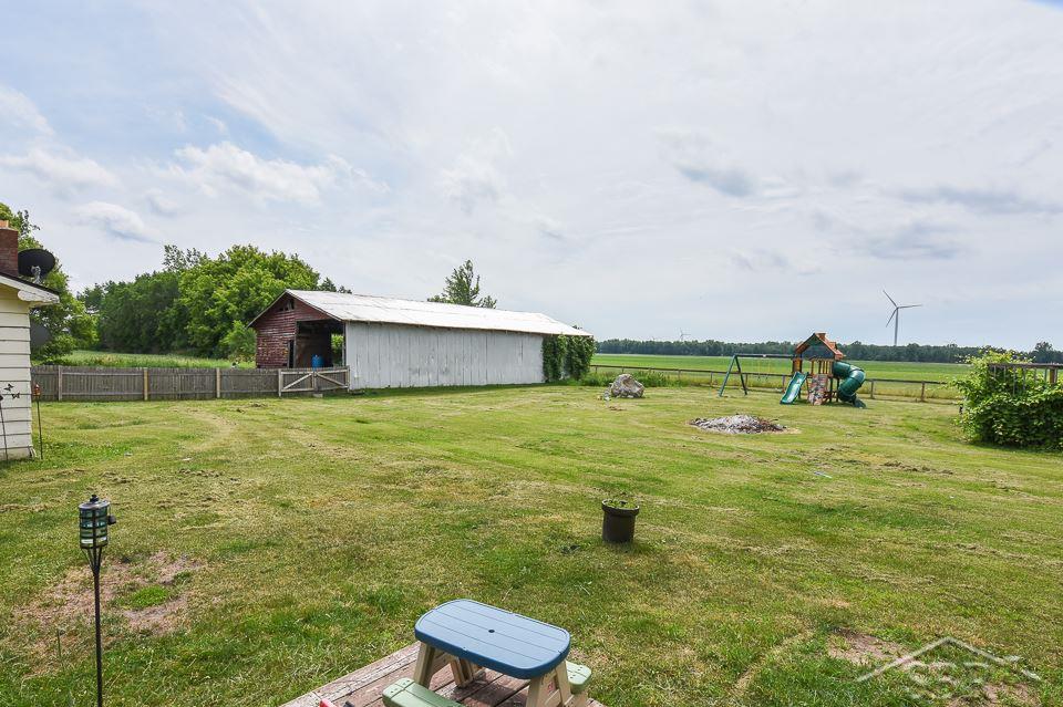 7465 East County Line Road Merrill, MI 48637 - Photo 18 of 22 31370551-17.JPG