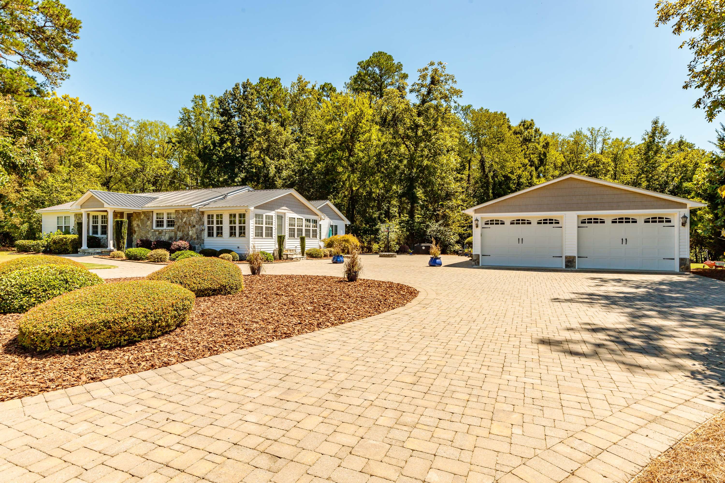 2777 Farm Life School Road Carthage, NC 28327 - Photo 2 of 44 2777FLM-4