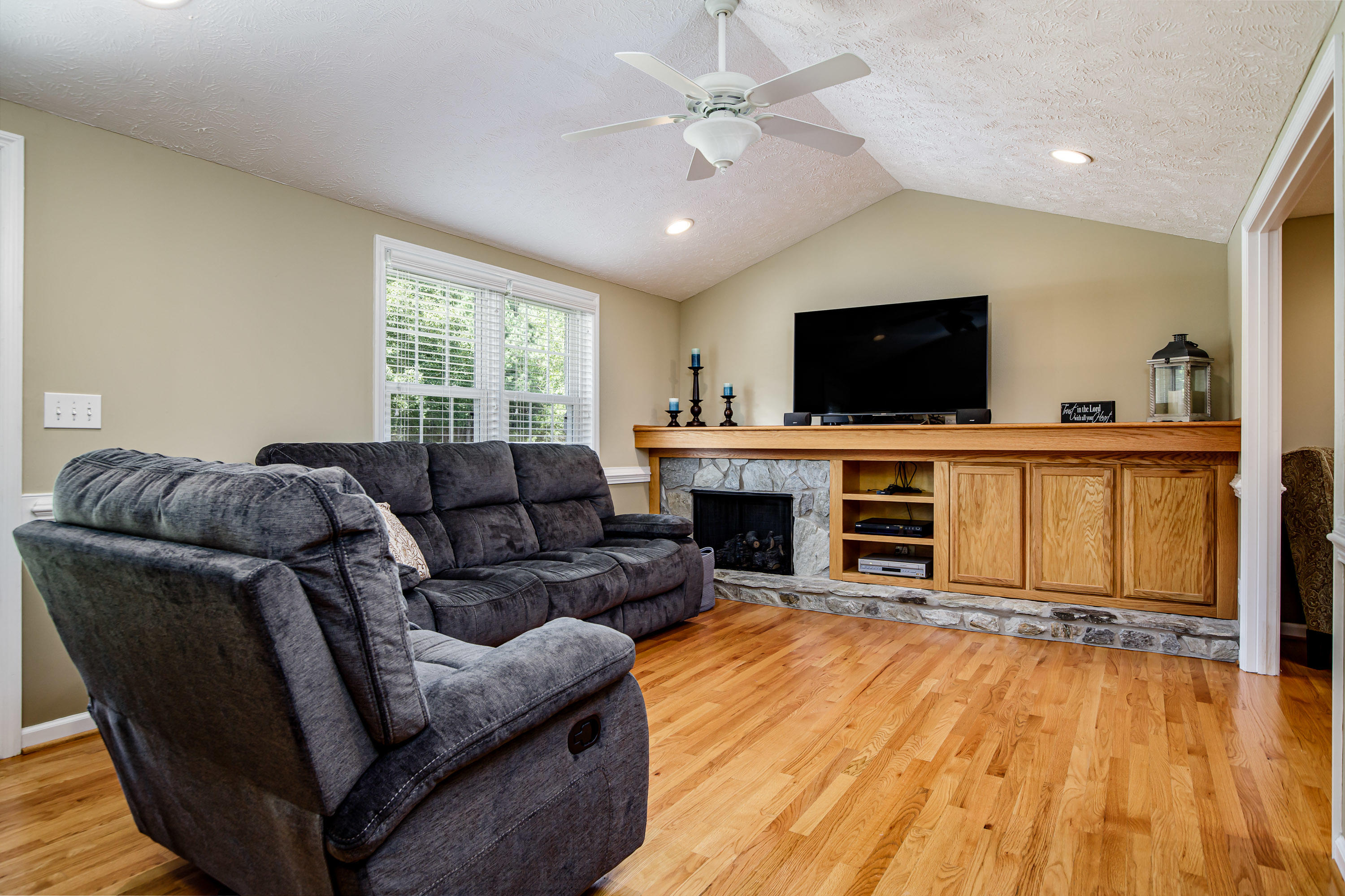 2777 Farm Life School Road Carthage, NC 28327 - Photo 25 of 44 2777FLM-26