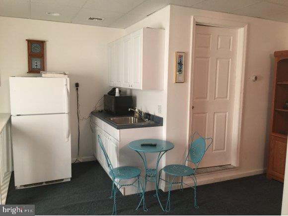 100 Commodore Road Manahawkin, NJ 08050 - Photo 27 of 30 Gallery Image 27