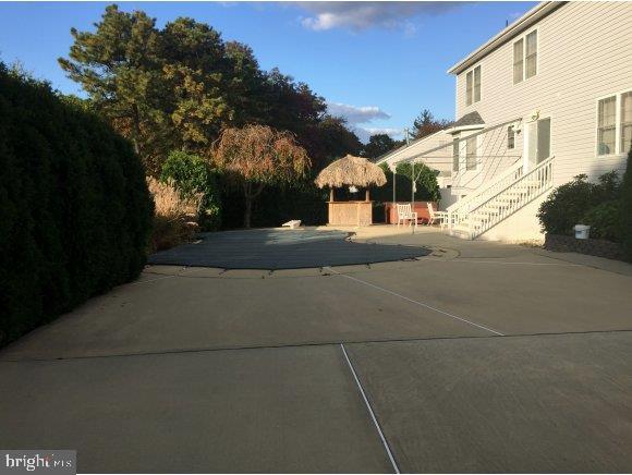 100 Commodore Road Manahawkin, NJ 08050 - Photo 10 of 30 Gallery Image 10