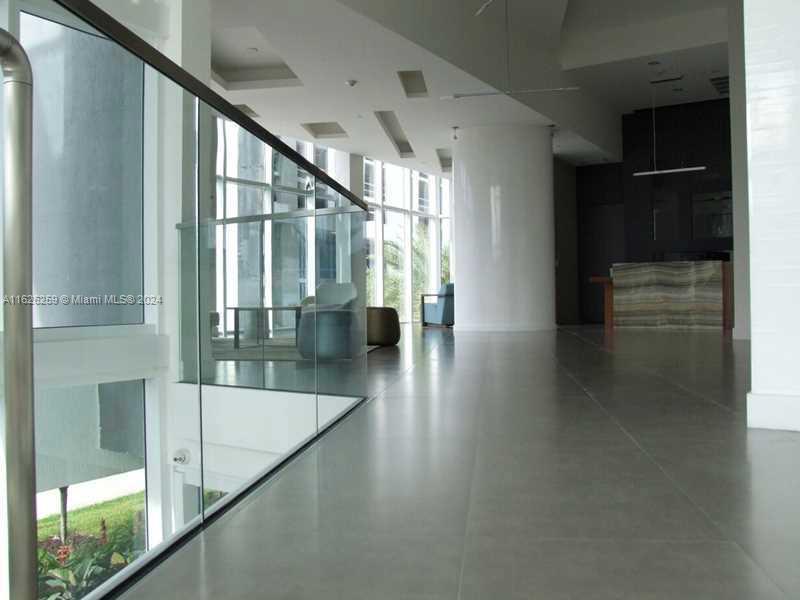 600 Northeast 27th Street, Unit 2302 Miami, FL 33137 - Photo 25 of 33 Lobby/Reception