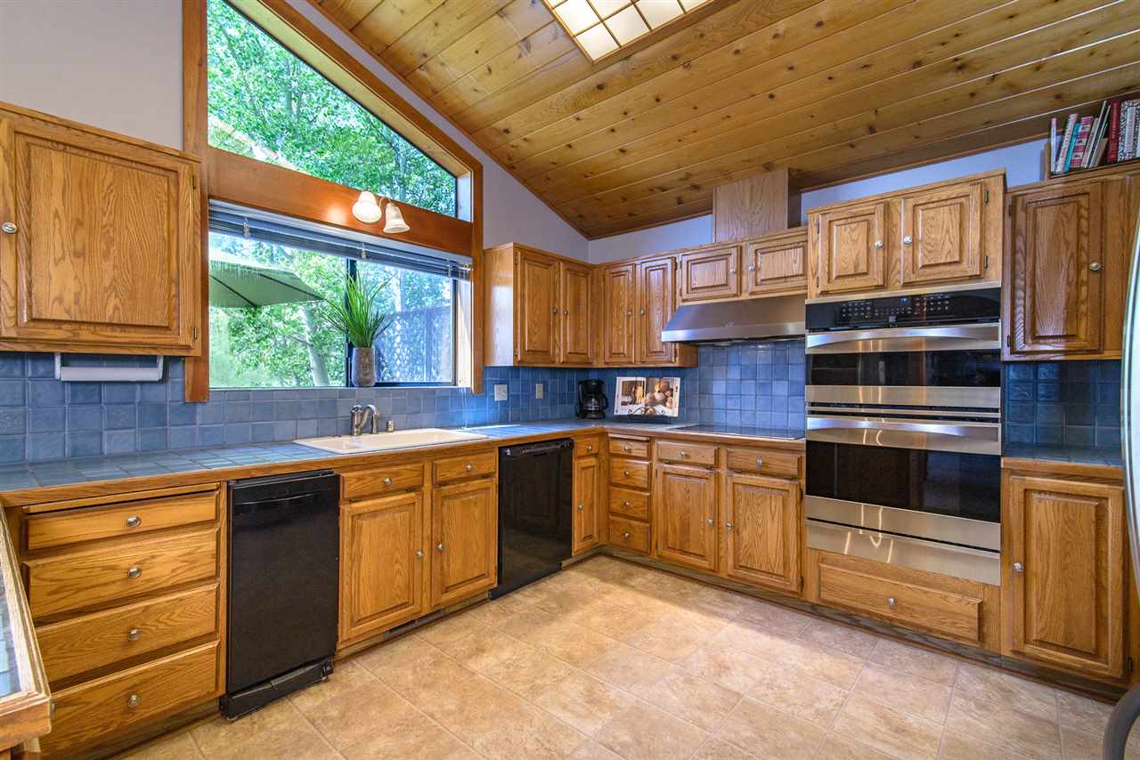 11560 Bennett Flat Road Truckee, CA 96161 - Photo 8 of 18 Gallery Image 8