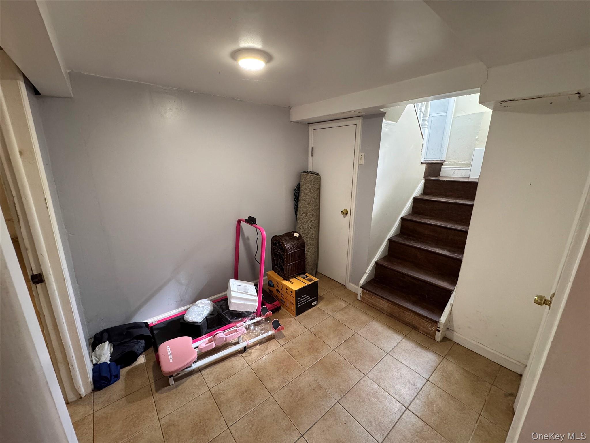 31 Gregory Street Valley Stream, NY 11580 - Photo 21 of 33
