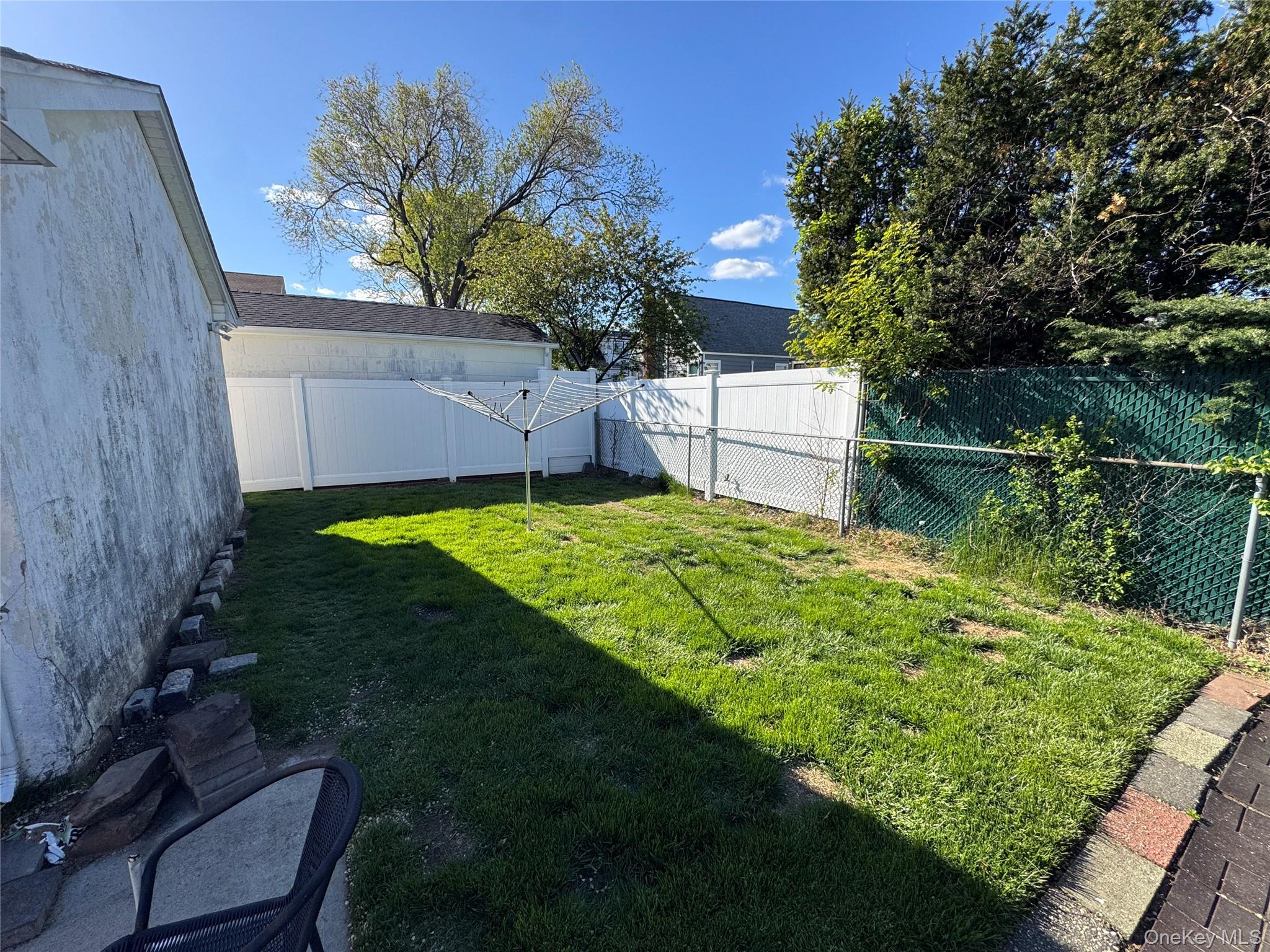 31 Gregory Street Valley Stream, NY 11580 - Photo 27 of 33