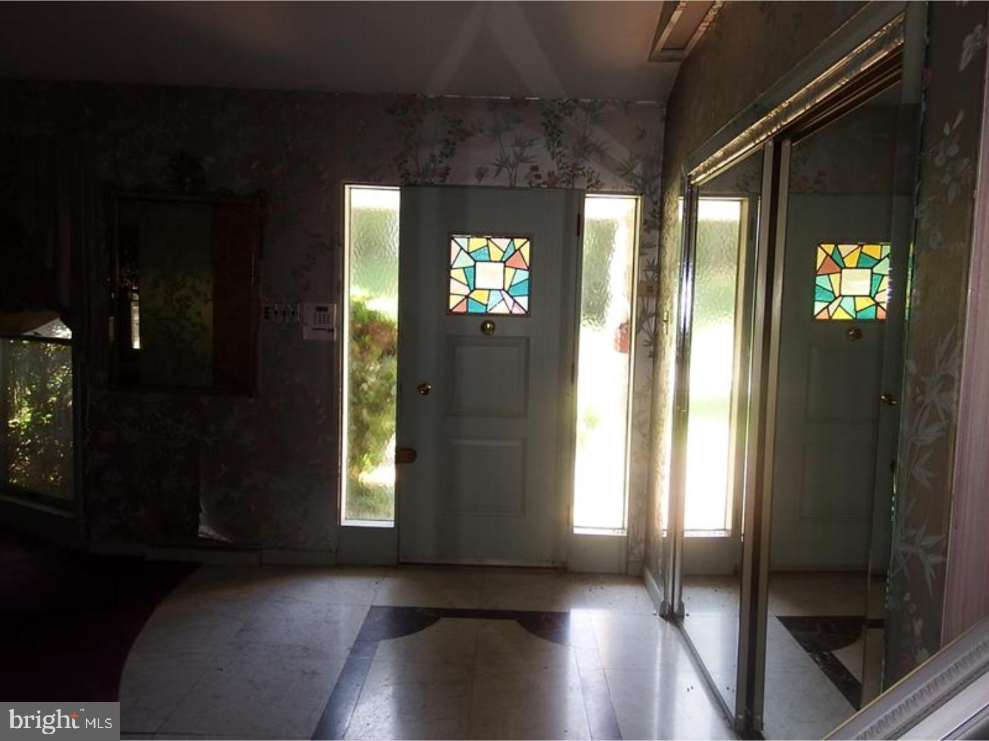 7967 Rolling Green Road Cheltenham, PA 19012 - Photo 4 of 16