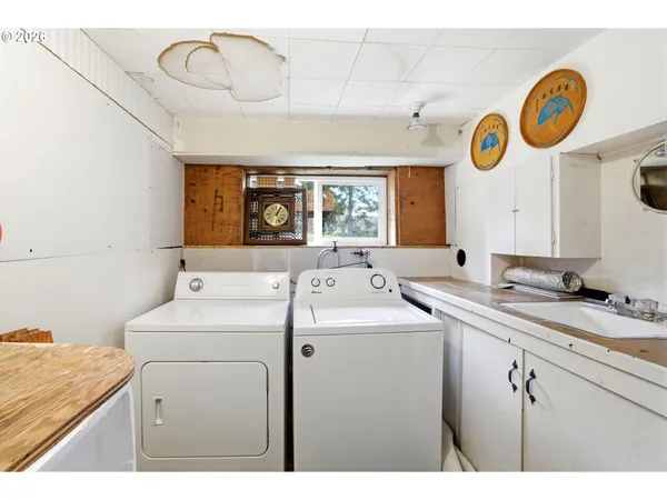 $915,000 | 1349 Northeast East Devils Lake Road, Otis, OR 97368