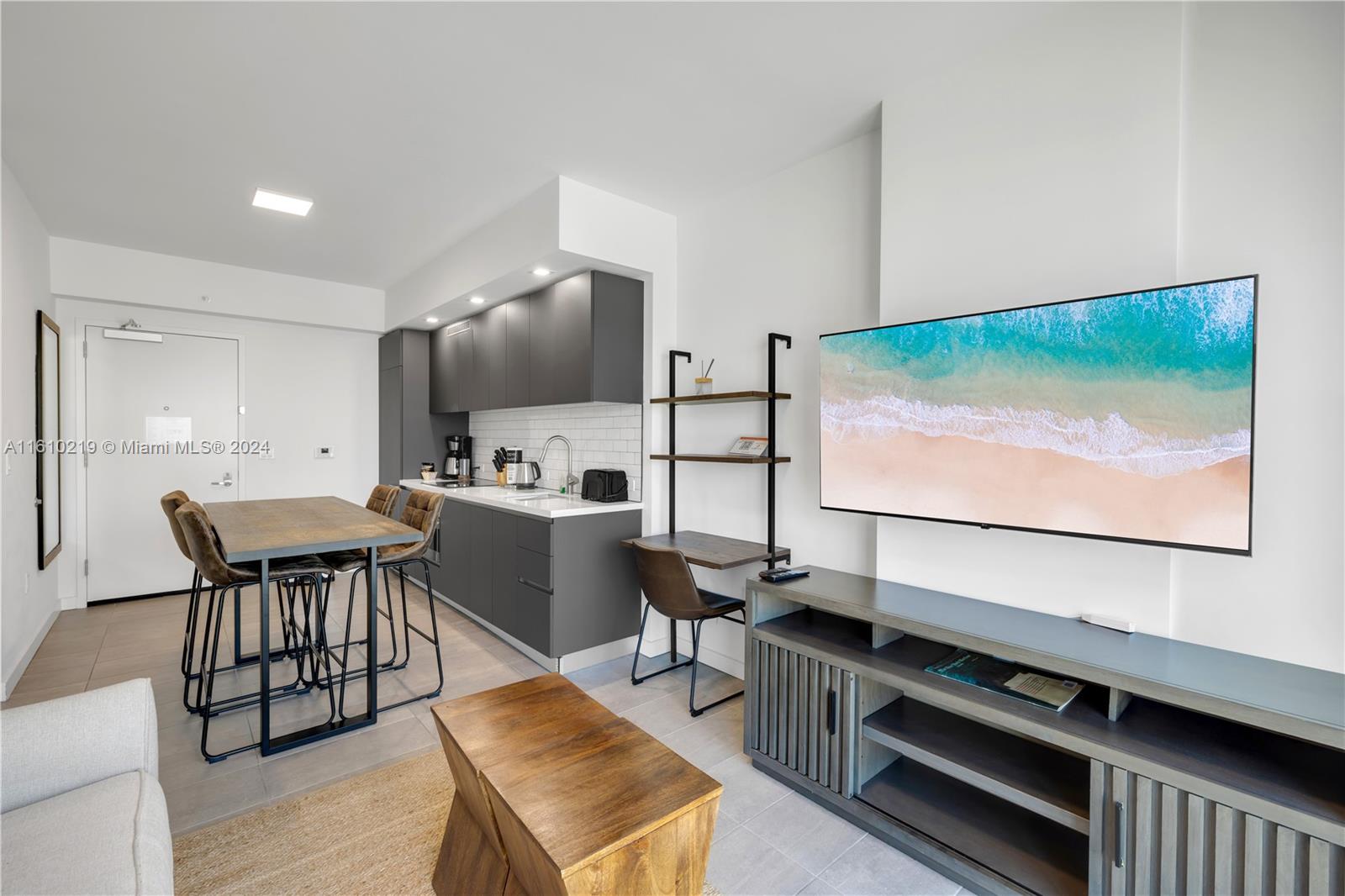 227 Northeast 2nd St Unit 2305  