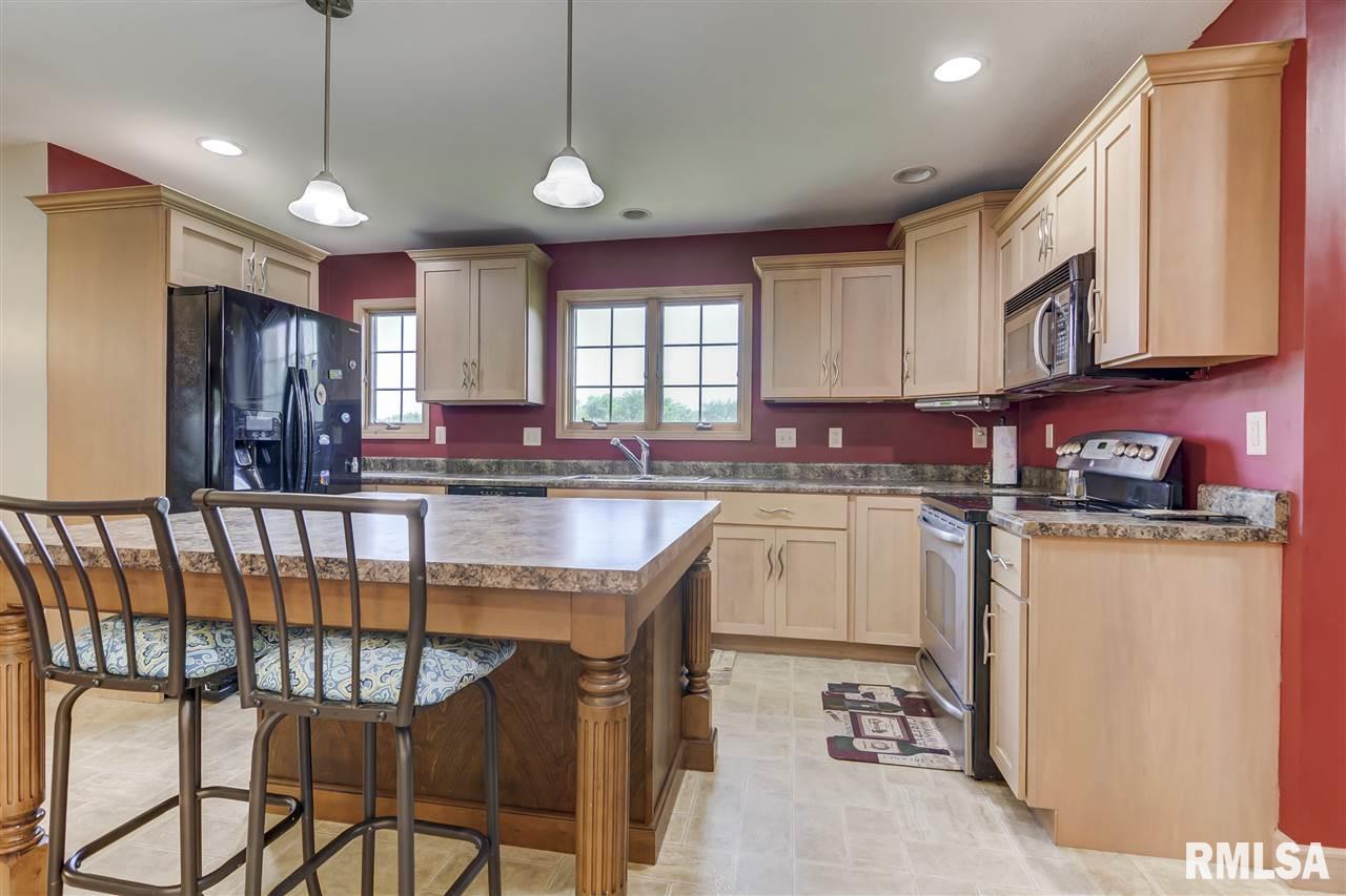 21 Corn Silk Road Divernon, IL 62530 - Photo 10 of 36 Gallery Image 10