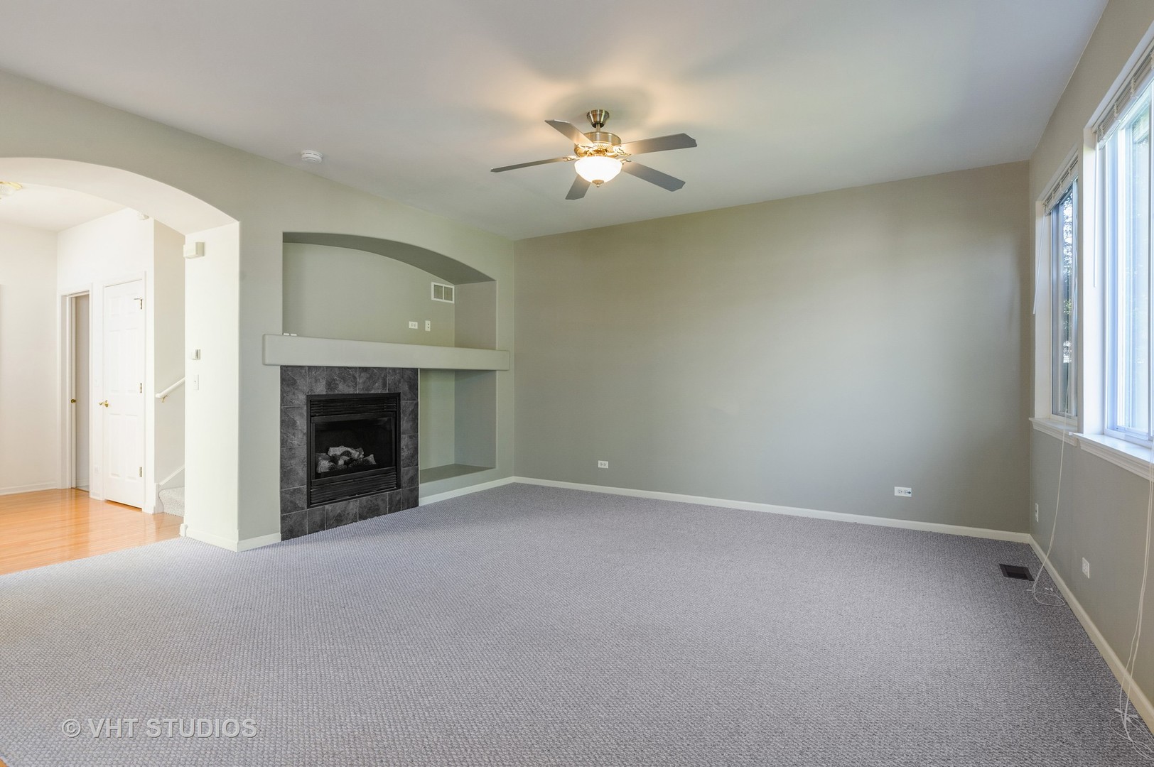 640 North Fox Trail Round Lake, IL 60073 - Photo 2 of 10