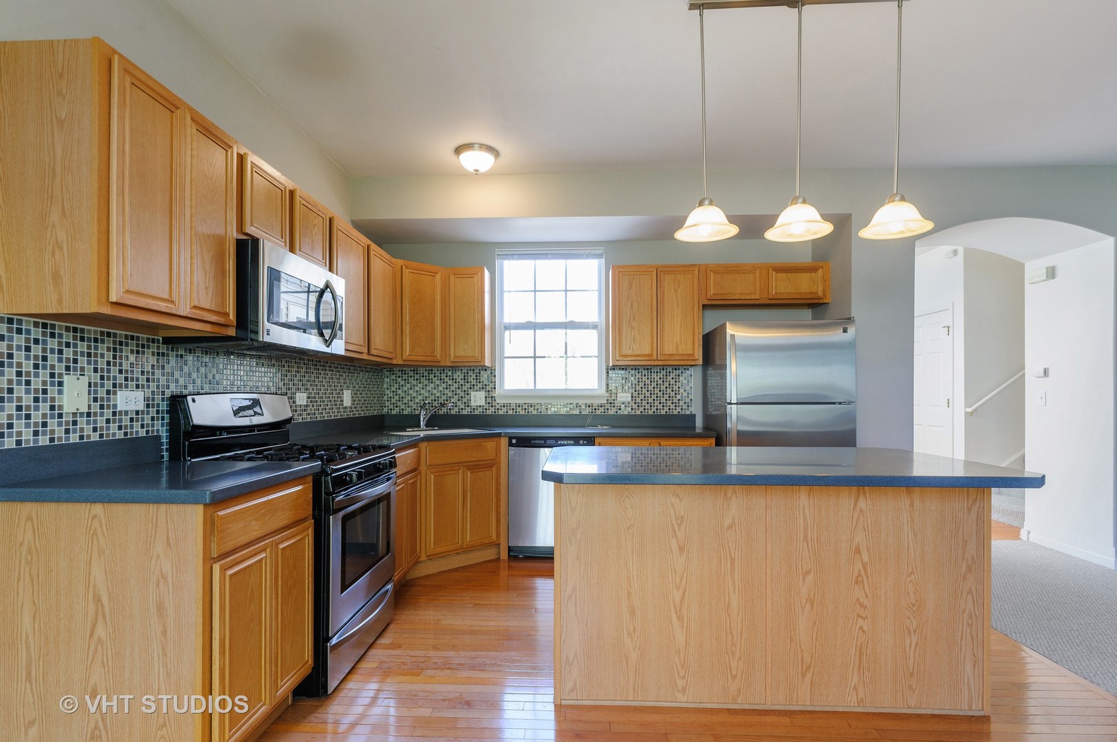 640 North Fox Trail Round Lake, IL 60073 - Photo 3 of 10