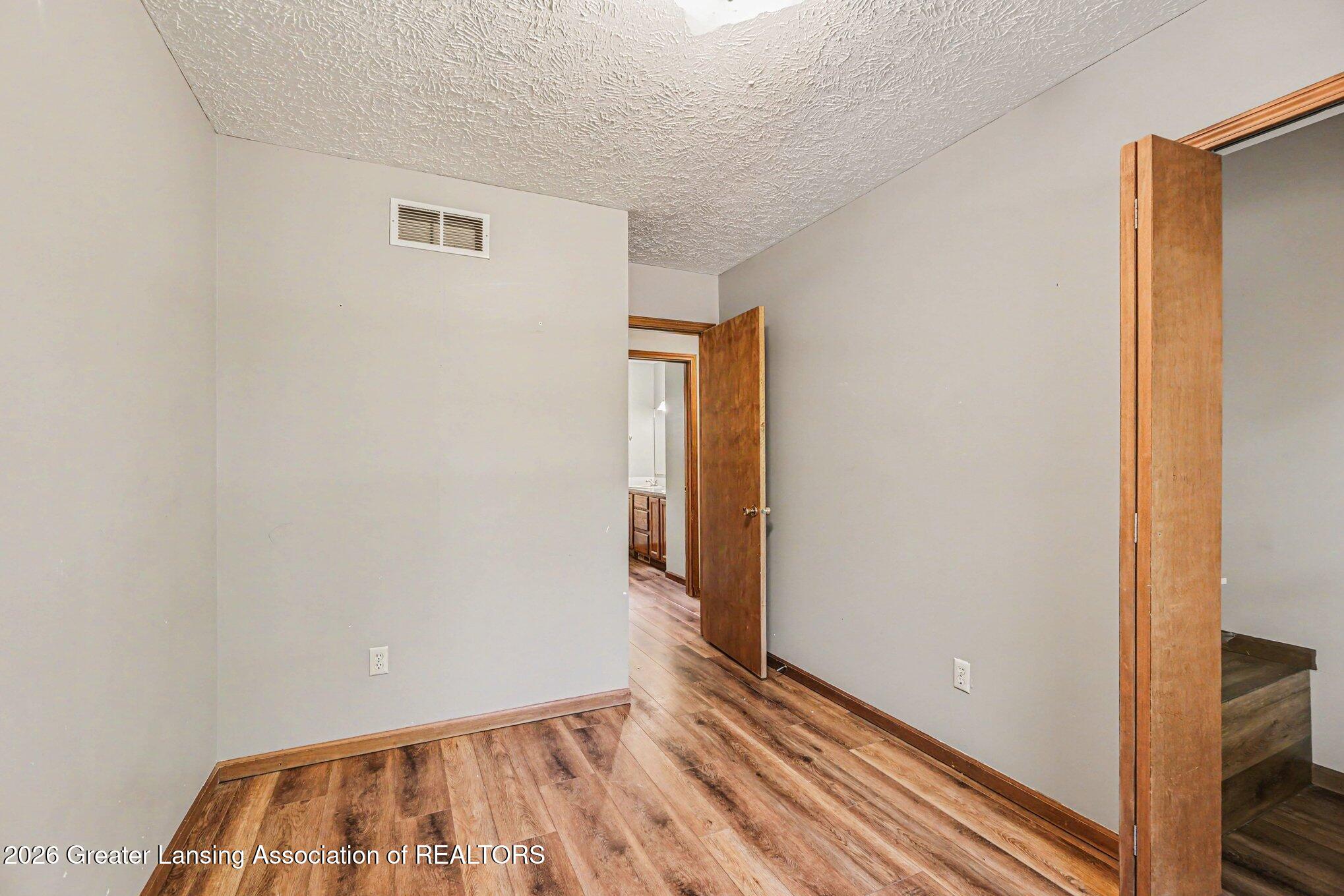 974 West Dansville Road Mason, MI 48854 - Photo 14 of 31 013_file_6868