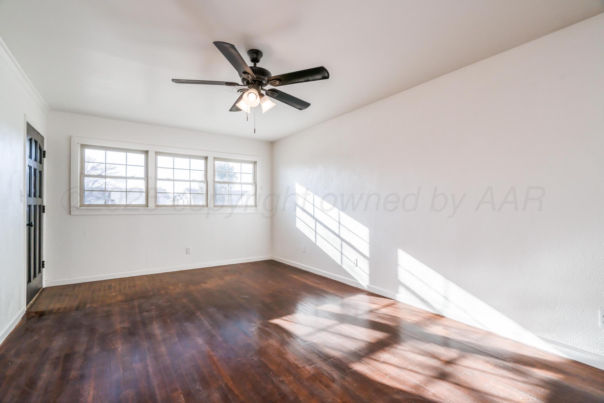 2907 South Apache Street Amarillo, TX 79103 - Photo 15 of 29 63EA280A-0F75-4E0D-B627-C4397910E771