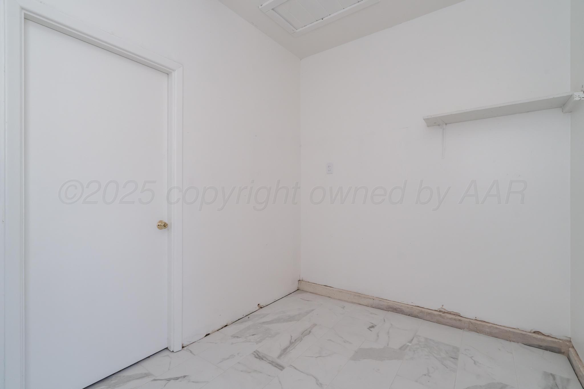 2907 South Apache Street Amarillo, TX 79103 - Photo 17 of 29 9D5753EB-A04E-4D5C-AD70-3BE8D43C15F9