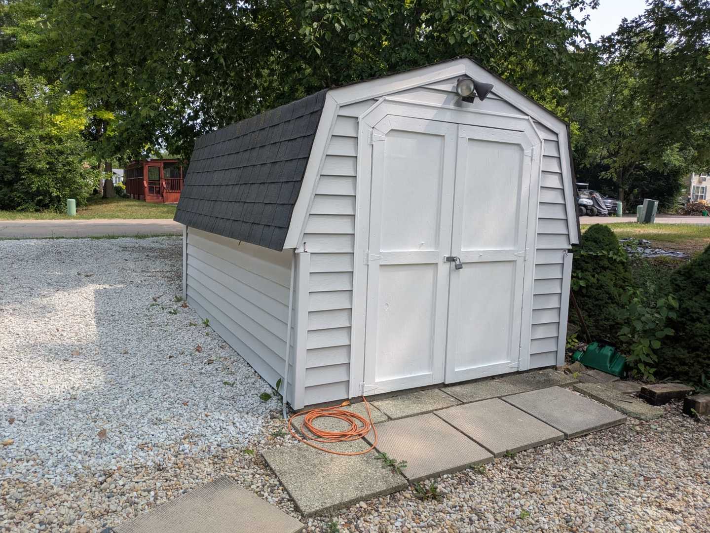 96 Fossil Ridge Road Wilmington, IL 60481 - Photo 15 of 22 a view of a garage