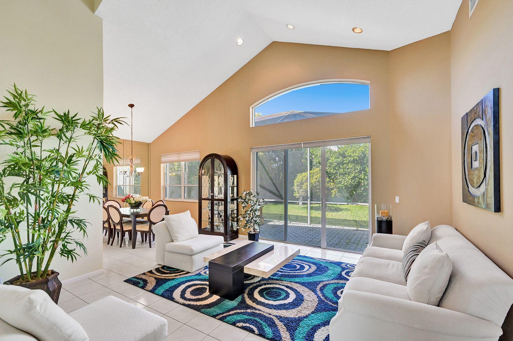7892 Travelers Tree Drive Boca Raton, FL 33433 - Photo 7 of 42 Living Room
