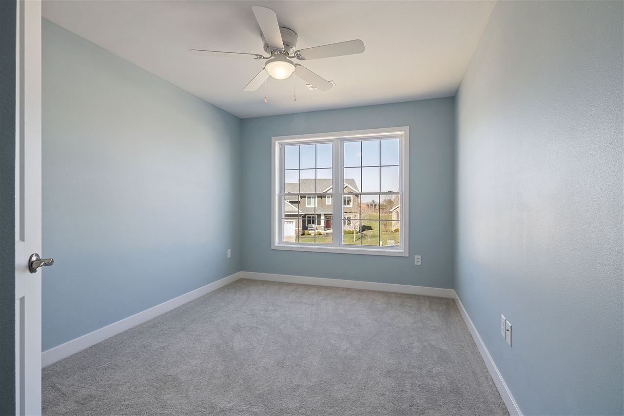 1150 Tipperary Road Iowa City, IA 52246 - Photo 29 of 38 Gallery Image 29