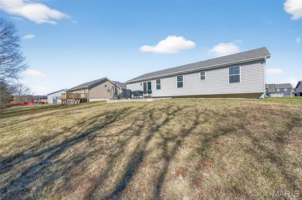 $345,000 | 235 Winter Wheat Drive, Wright City, MO 63390