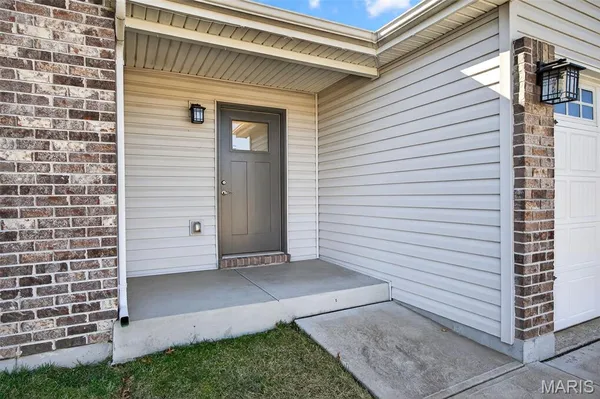 $345,000 | 235 Winter Wheat Drive, Wright City, MO 63390