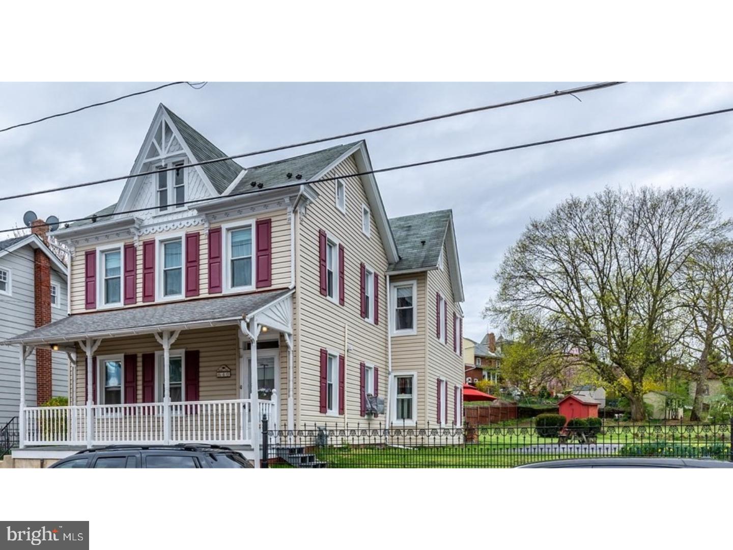 40 South Hull Street Sinking Spring, PA 19608 - Photo 1 of 25