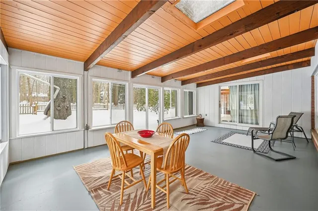 $369,000 | 679 Dogwood Lane, Hermitage, PA 16148