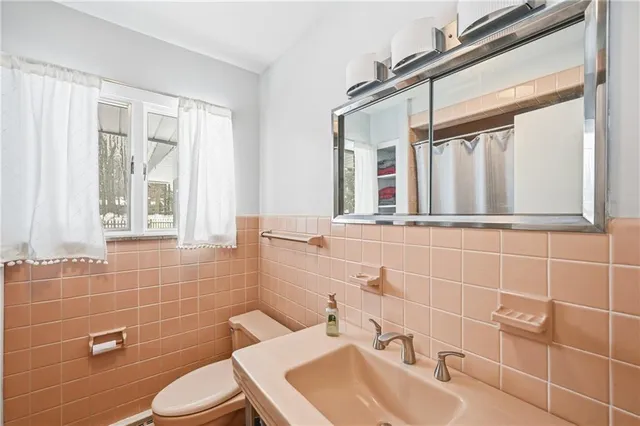 $369,000 | 679 Dogwood Lane, Hermitage, PA 16148