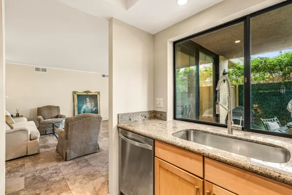 $429,000 | 2501 North Indian Canyon Drive, Unit 603, Palm Springs, CA 92262