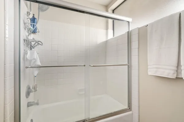 $429,000 | 2501 North Indian Canyon Drive, Unit 603, Palm Springs, CA 92262