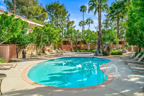 $429,000 | 2501 North Indian Canyon Drive, Unit 603, Palm Springs, CA 92262