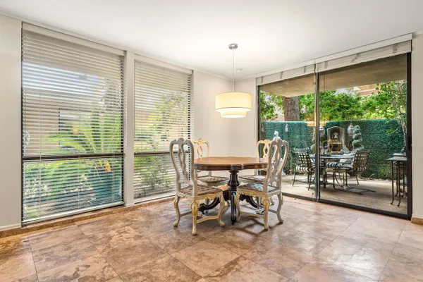 $429,000 | 2501 North Indian Canyon Drive, Unit 603, Palm Springs, CA 92262