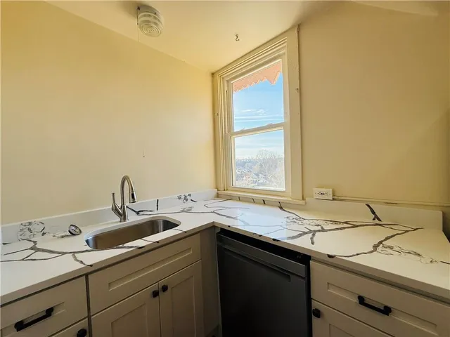 $1,250 | 115 7th Avenue, Unit 3, Carnegie, PA 15106