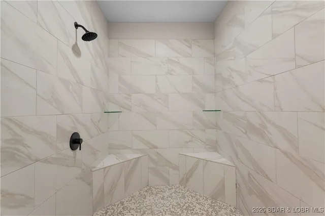 $1,294,000 | 59 Lakeway Lane, Climax Springs, MO 65324