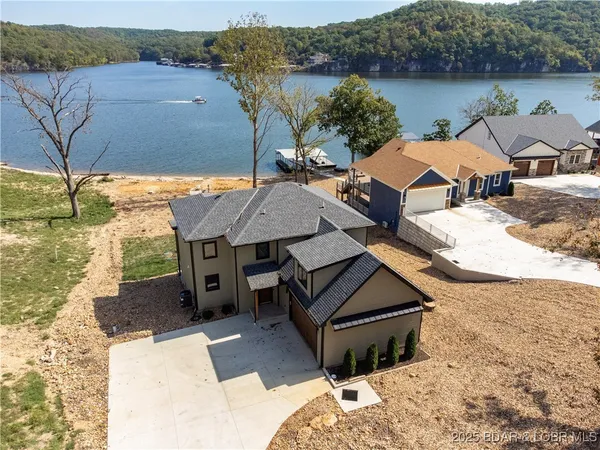 $1,290,000 | 59 Lakeway Lane, Climax Springs, MO 65324