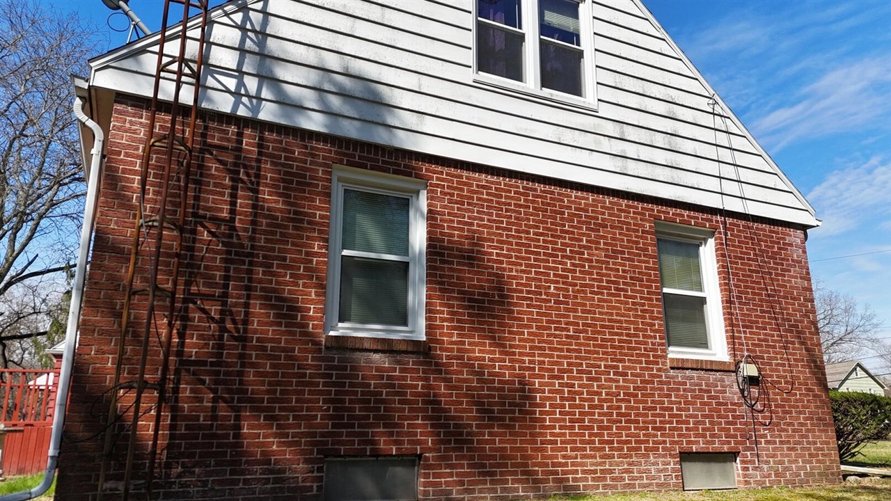 2365 West Temperance Road Temperance, MI 48182 - Photo 28 of 35